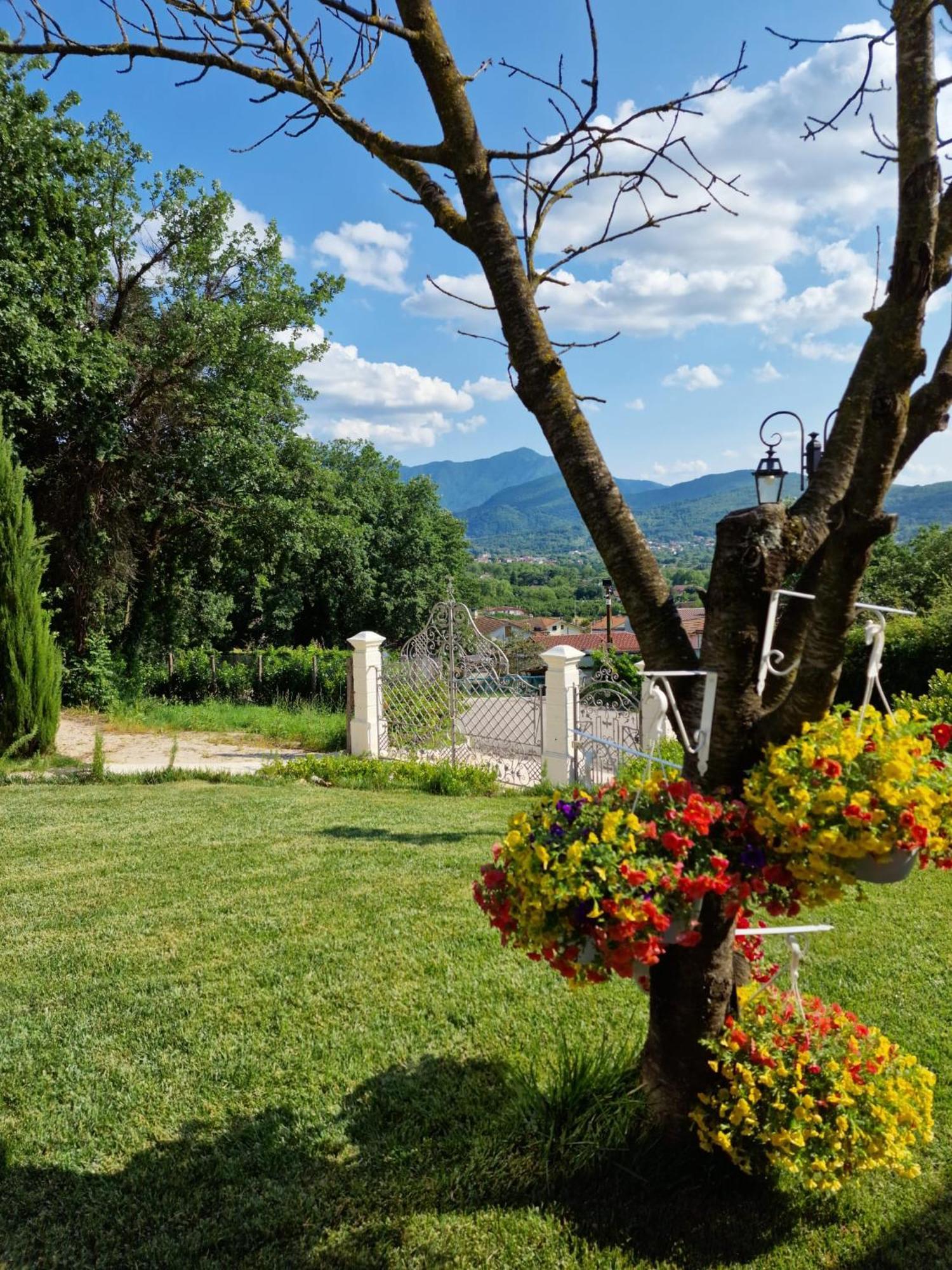 Tenuta Santo Stefano Azienda Agrituristica Santo Stefano del Sole Exterior foto
